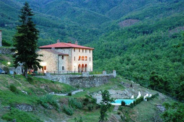 Agriturismo Casentino - Fattoria Ventrina Martina Buitenkant foto